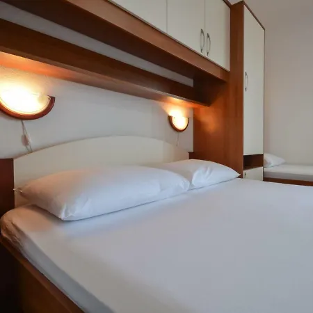 Apartamento Pijaca.2 Nin